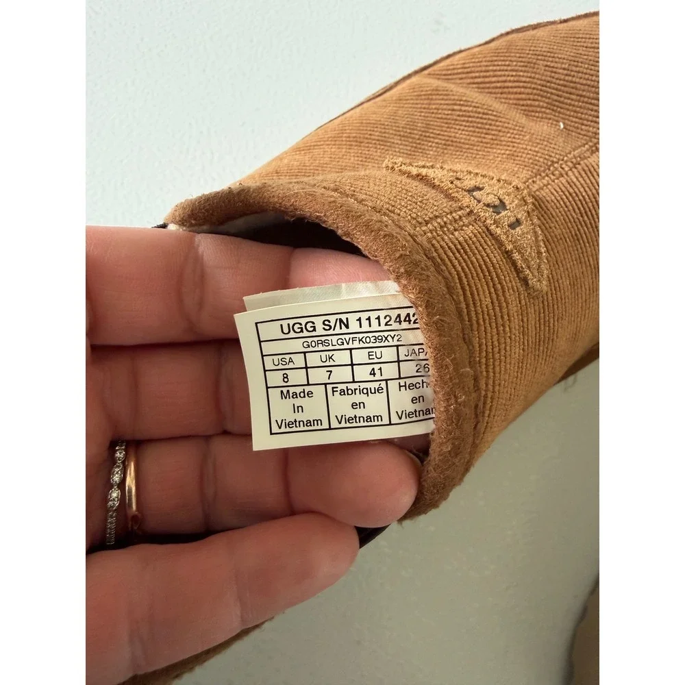 UGG Slip-On Corduroy Loafers Chestnut Brown Mens 8 Cozy Cabincore